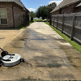 Reimagine Your Space with Curbside Solution’s Premium Pressure Washing Services in Prairieville, LA